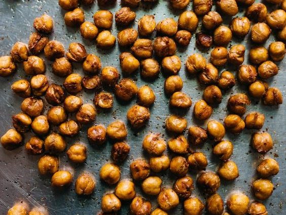 baked airfryed or roasted chickpeas on a metal platter. for this food entry. caribu mommy mom mother's blog that gives parenting advice for kids, children, toddlers, preschoolers.